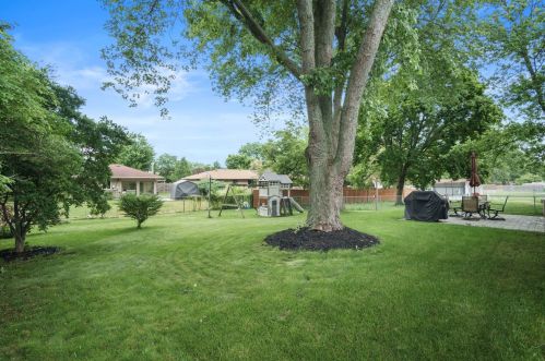 938 Greenwood Ave, Crown Point IN  46307-4504 exterior