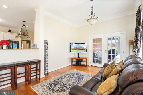 15840 Parnell Ct, Haymarket VA  20169-1667 exterior