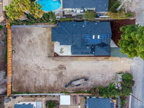 143 Vine St, Lake Nacimiento CA  93446-3736 exterior