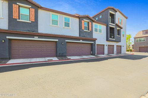5839 23rd Way, Phoenix, AZ 85040-3499