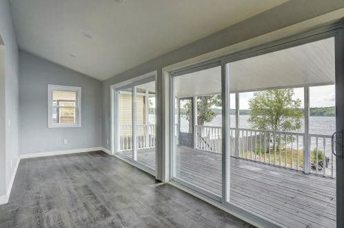 99 Lk Shr Dr, Northwood NH  03261-3707 exterior