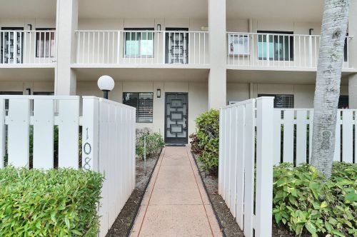 6149 Pointe Regal Cir, Delray Beach, FL 33484-1807