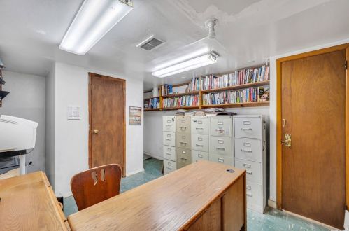 738 Salisbury Park Dr, Westbury NY  11590-5820 exterior