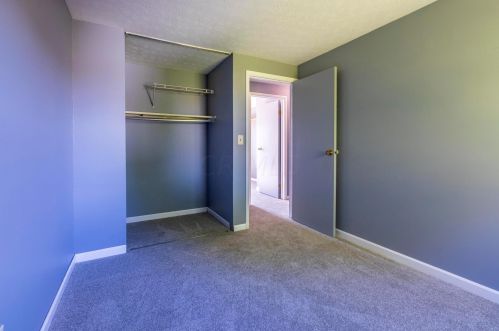 3647 Christopher Pl, Darbydale OH  43123-2427 exterior