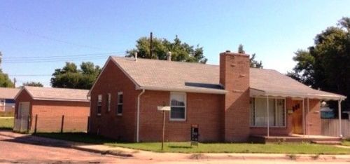 917 Lawn Dr, Roscoe, NE 69153-1838