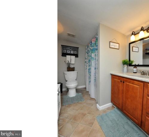 296 Ridge Rd, Browns Mills NJ  08015-4513 exterior