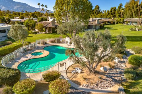 2 Wesleyan Ct, Rancho Mirage, CA 92270-3719