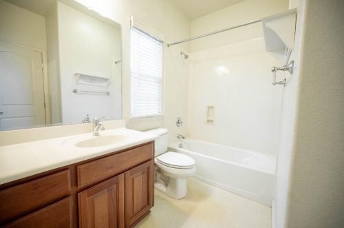 704 Stetson Dr, Valley Home CA  95361-8572 exterior