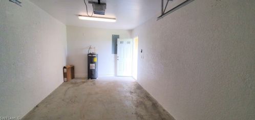 613 Hawthorne Ave, Lehigh Acres FL 33974-9772 exterior