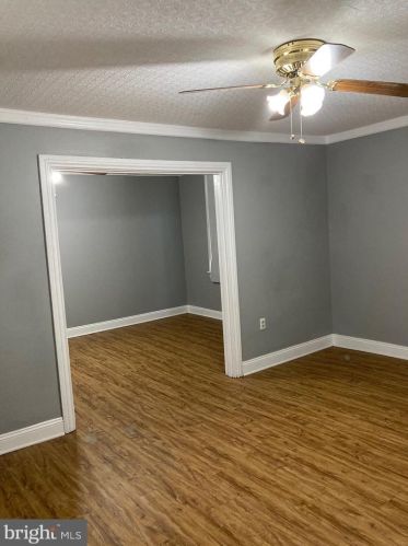 49 Jury St, Highspire PA  17034-1010 exterior