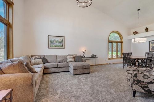 218 Taliesin Rd, Wales, WI 53183-9733