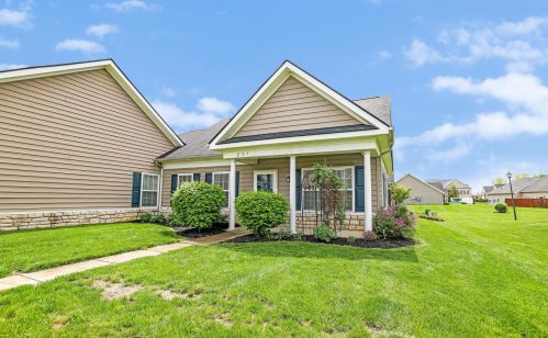 297 Piney Creek Dr, Blacklick, OH 43004-7072