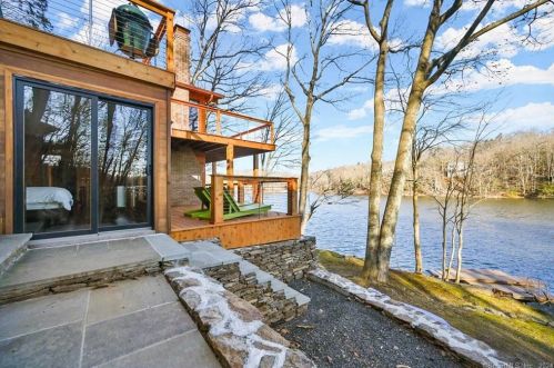 8 Hemlock Point Rd, Sherman, CT 06784-1545
