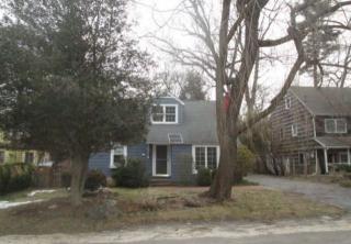 60 Scudder Pl, Northport, NY 11768-3025