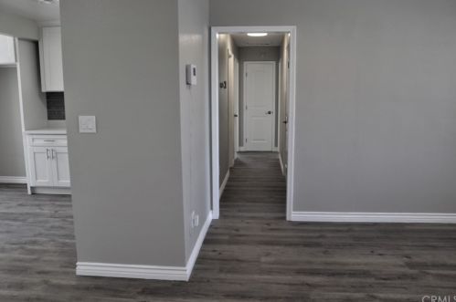 327 Erwin St, Rialto CA  92376-6018 exterior