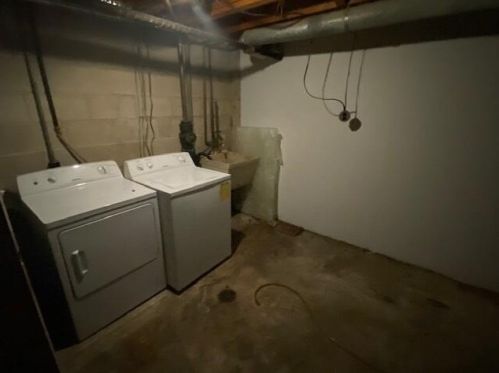 6671 Bourbon St, Milwaukee WI 53224-5151 exterior