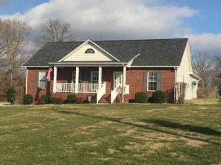 1342 Barlow Dr, Cookeville, TN 38501-5654
