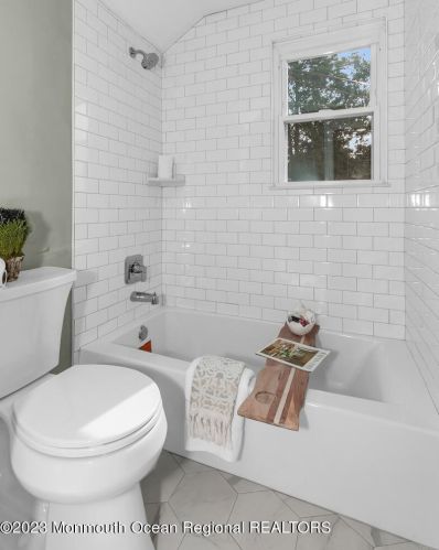 11 Mallard St, Hazlet NJ 07730-1413 exterior