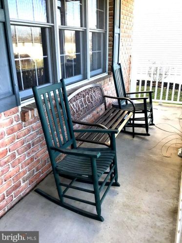 542 Wyatt Dr, Blandon, PA 19510-9502