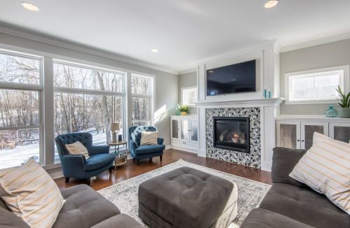 8255 Anna Ave, Waterford, WI 53185-1383