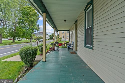 2 Main St, Carlisle, PA 17015-9505