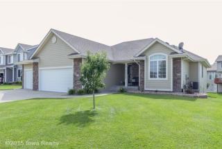 860 Deerfield Ln, Waukee, IA 50263-8605