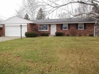 301 Ron Aire Dr, Piqua, OH 45356-4207