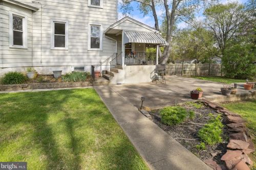 120 Slack Ave, Lawrence Township NJ  08648-4304 exterior