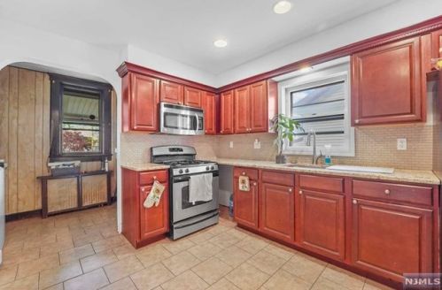 116 Boyle Ave, Paterson NJ 07512-2734 exterior