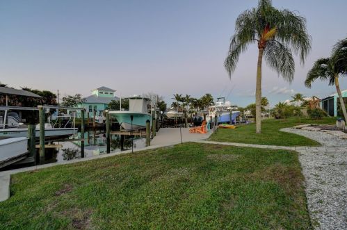 1463 Seagull Way, Palm City FL  34990-1733 exterior