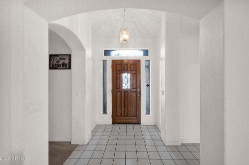 1340 Diane Cir, Mesa, AZ 85203-4429