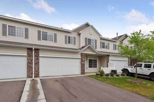 4873 Bisset Ln, South Saint Paul, MN 55076-1319