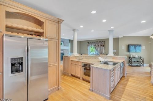 8 Sunny Ln, Andover NJ  07821-2122 exterior