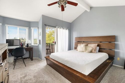 1446 Golfcrest Pl, Vista CA 92081-9002 exterior