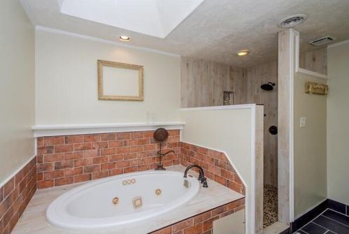 2016 Warren Ct, North Augusta SC  29860-8004 exterior