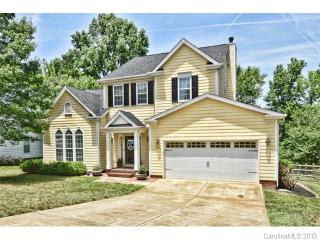 7001 Bickham Ln, Charlotte, NC 28269-8967