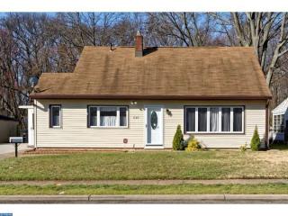 539 Hesters Ave, West Deptford NJ  08096-2827 exterior