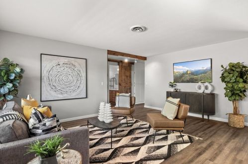 856 Sunset Dr, Redlands CA  92373-6938 exterior