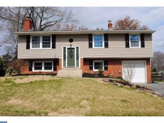 2622 Boxwood Dr, Wilmington, DE 19810-1608