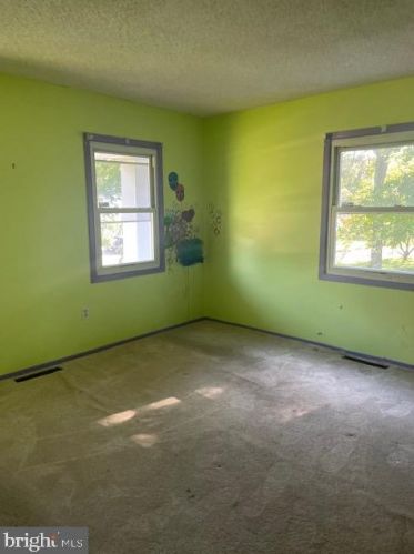 77 Winterberry Ln, Willingboro NJ  08046-3414 exterior