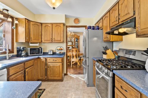 1243 40 Ave, Kenosha WI 53144-2901 exterior