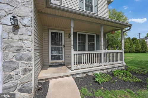 1256 Church St, Beartown, PA 17555-9393