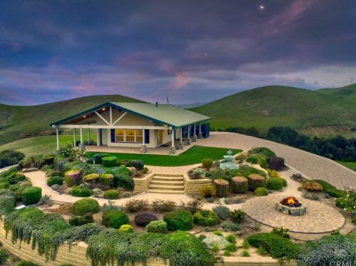 3660 Santa Domingo Rd, Pismo Beach CA  exterior