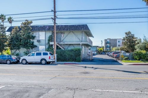 5329 Cahuenga Blvd, North Hollywood, CA 91601-3443
