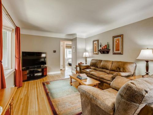117 13th Ave, South Saint Paul, MN 55075-1934