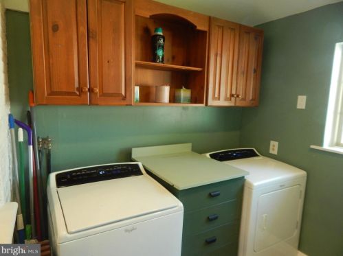 311 Delaware Ave, Lansdale PA 19446-3521 exterior