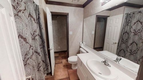 1313 Cayenne Dr, Lewisville TX  75028-3491 exterior