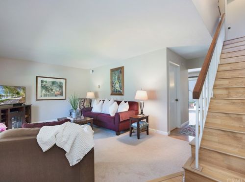 625 Charwood Ct, Brea, CA 92821-2725