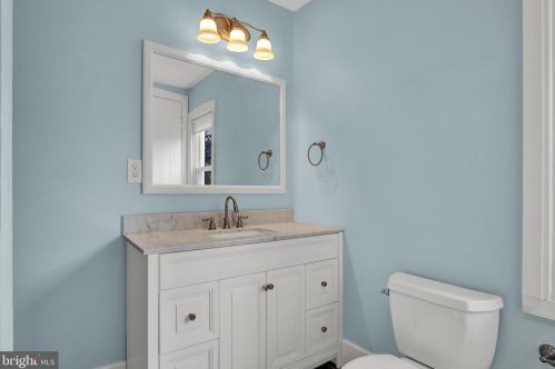 316 Kendale Rd, Red Lion PA  17356-9633 exterior