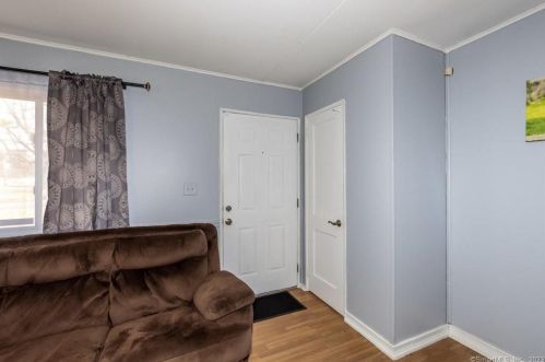 403 Litchfield Dr, Windsor Locks CT  06096-2040 exterior